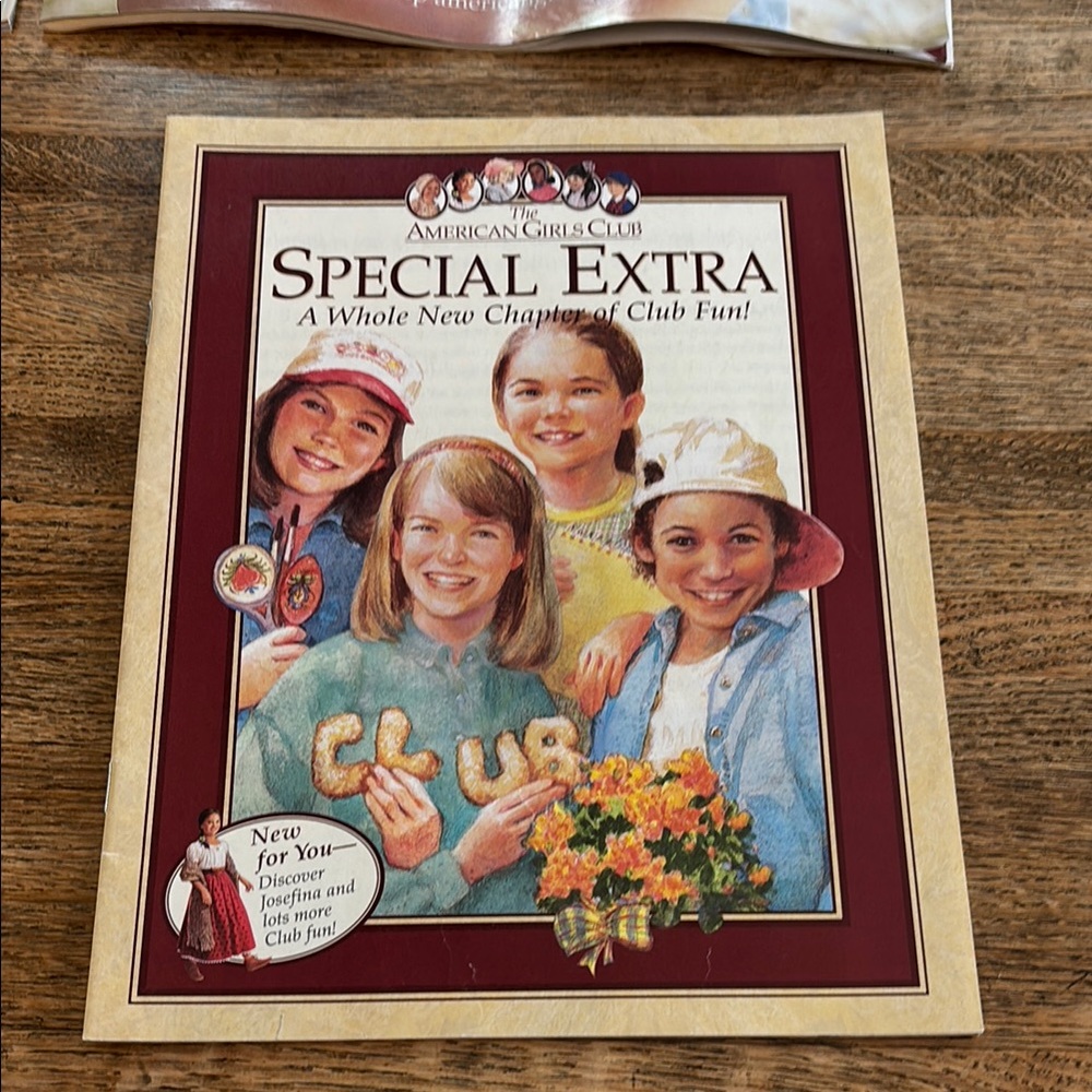 Vintage American Girl Catalogs, Handbook and Special Extra Collection - Picture 3 of 12